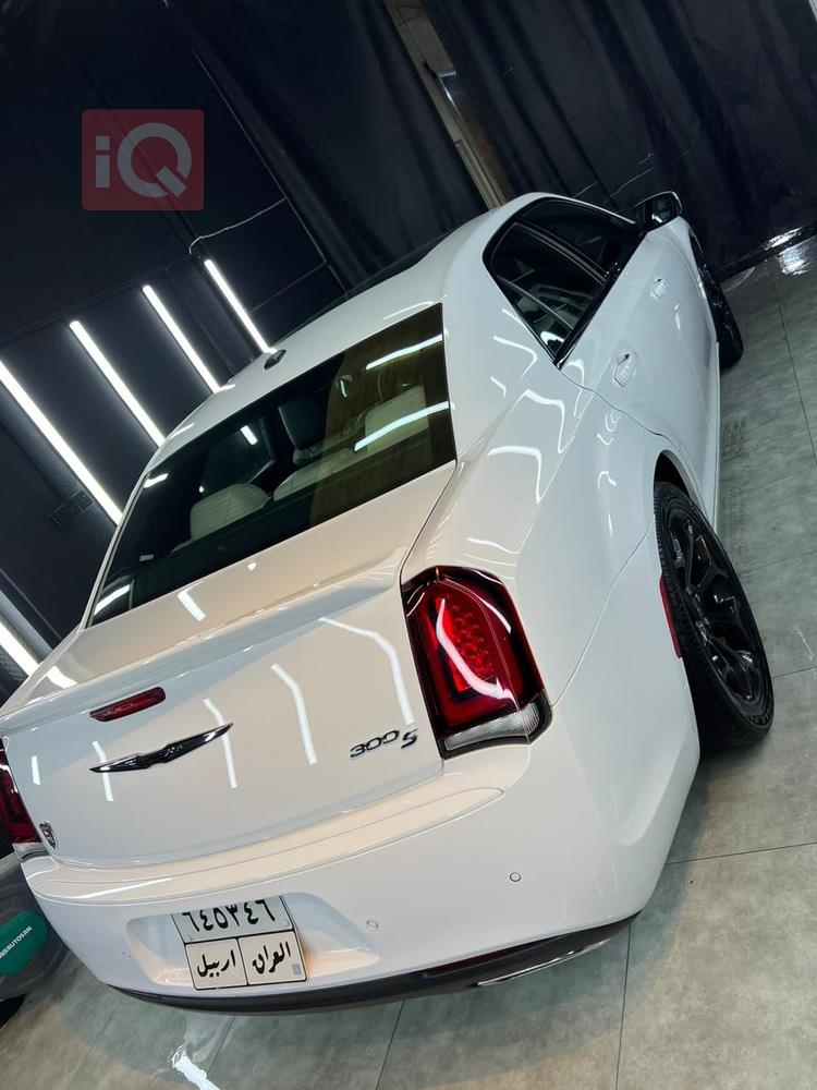 Chrysler 300